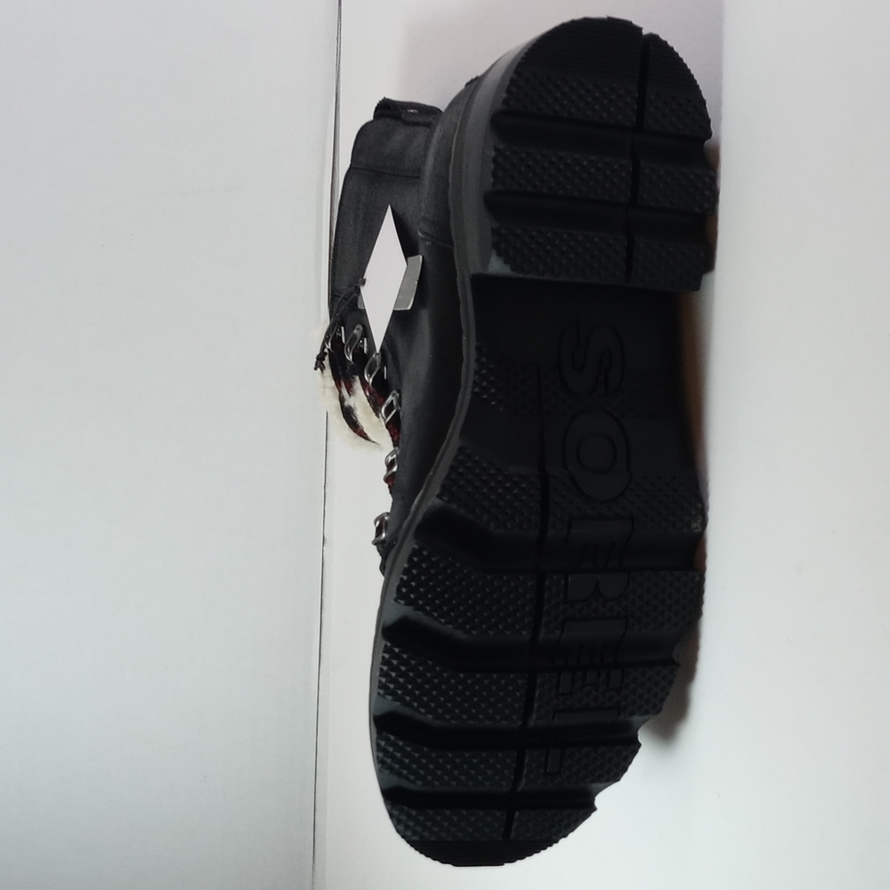 - Boot - Picture 5 of 6